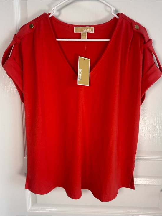 Michael Kors Tops - NWT Michael Kors, orange  V-Neck Short Sleeve Top with Shoulder Tabs, size M